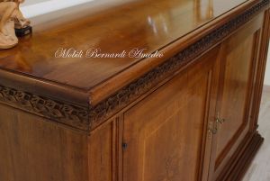 Classic sideboard in solid walnut with mother-of-pearl inlays